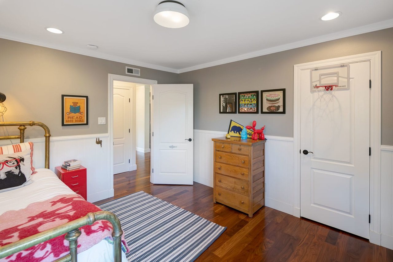 109 Van Tassel Court, San Anselmo