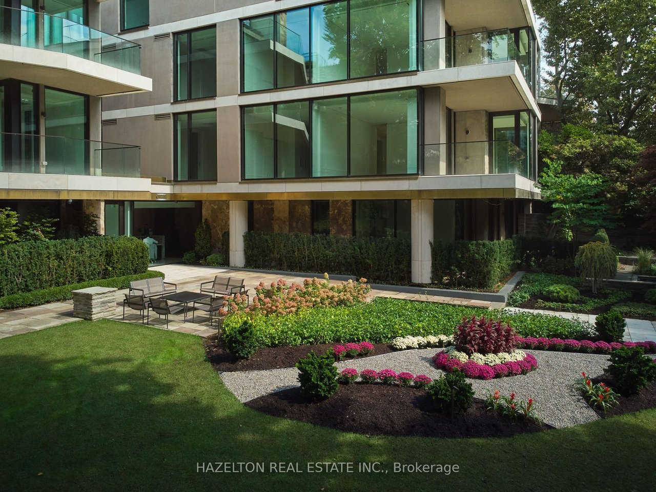 PENTHOUSE LUXURY STARTS HERE