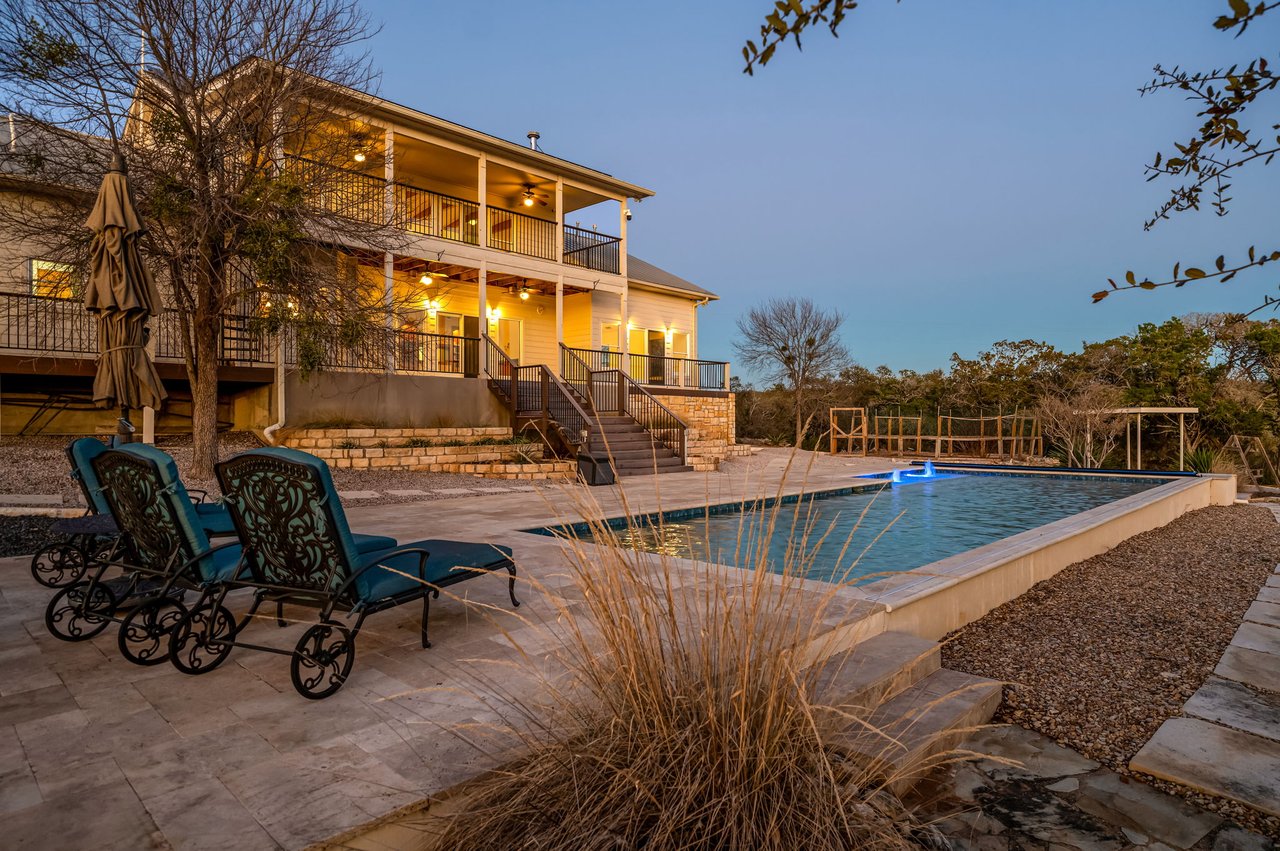 4300 Travis Peak Trail