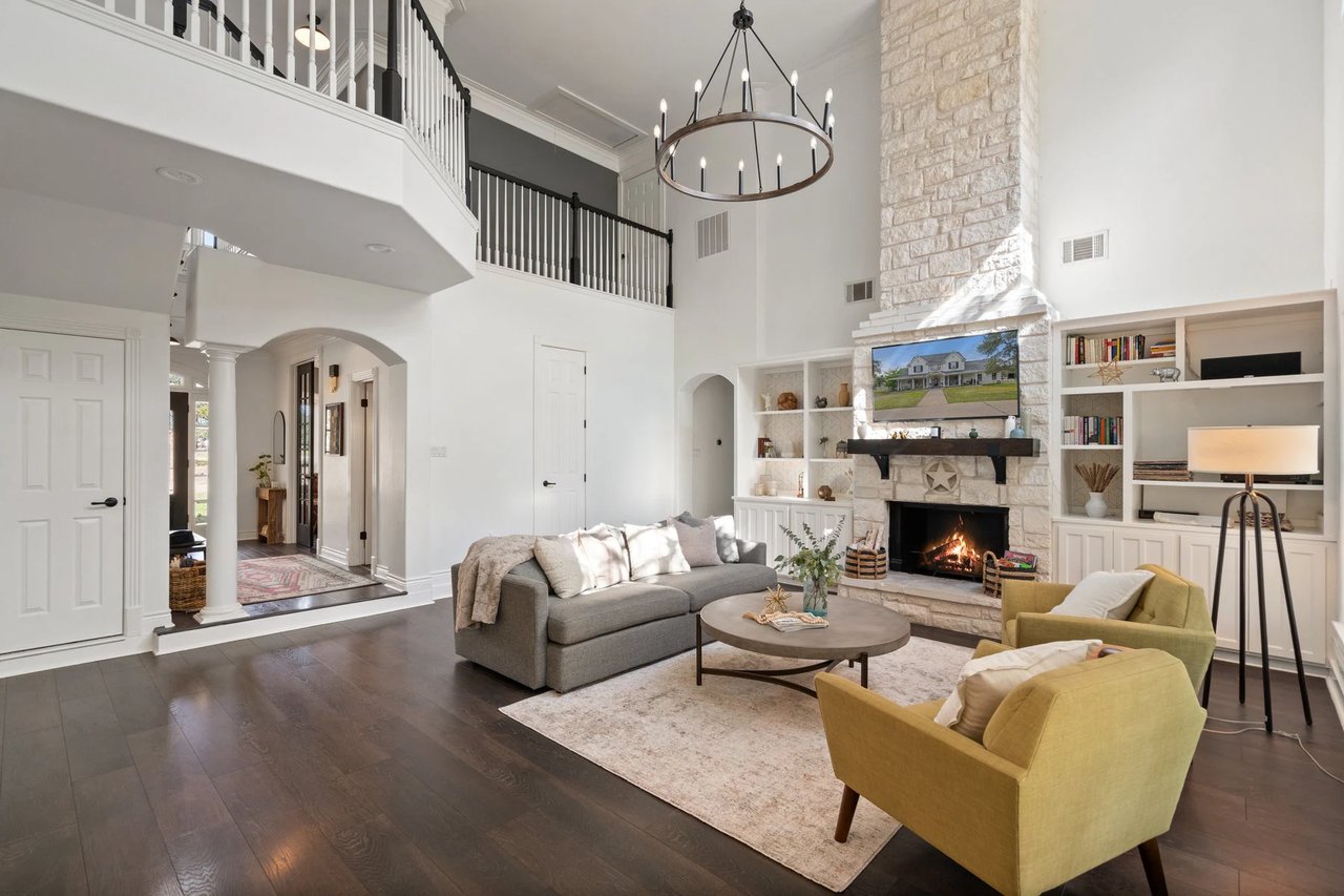 105 Roanoak Dr