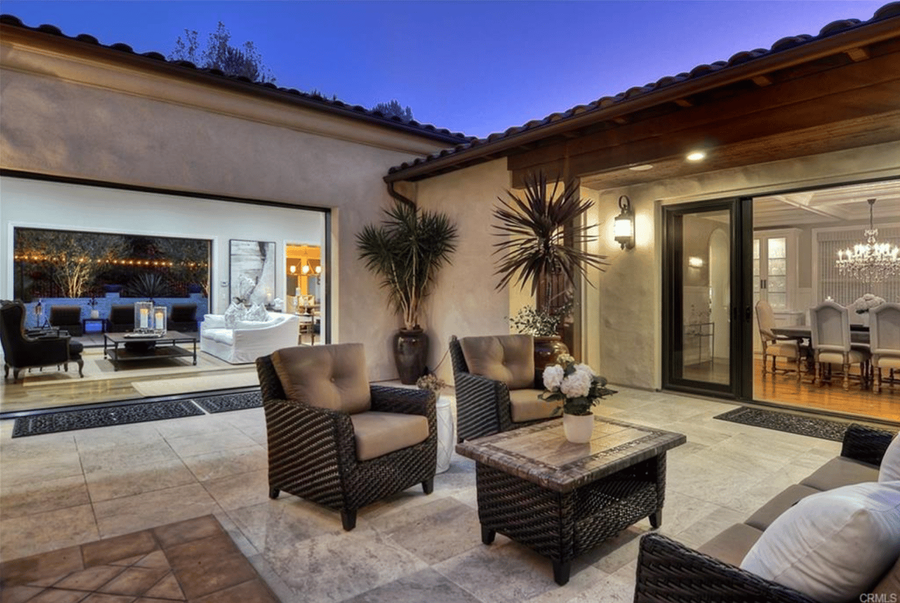 11 Vaquero Rd