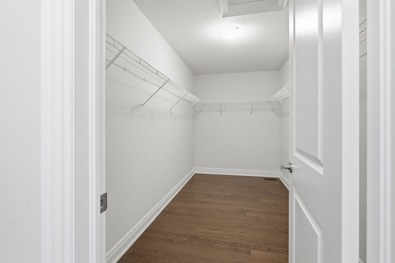 32 Bermondsey Way