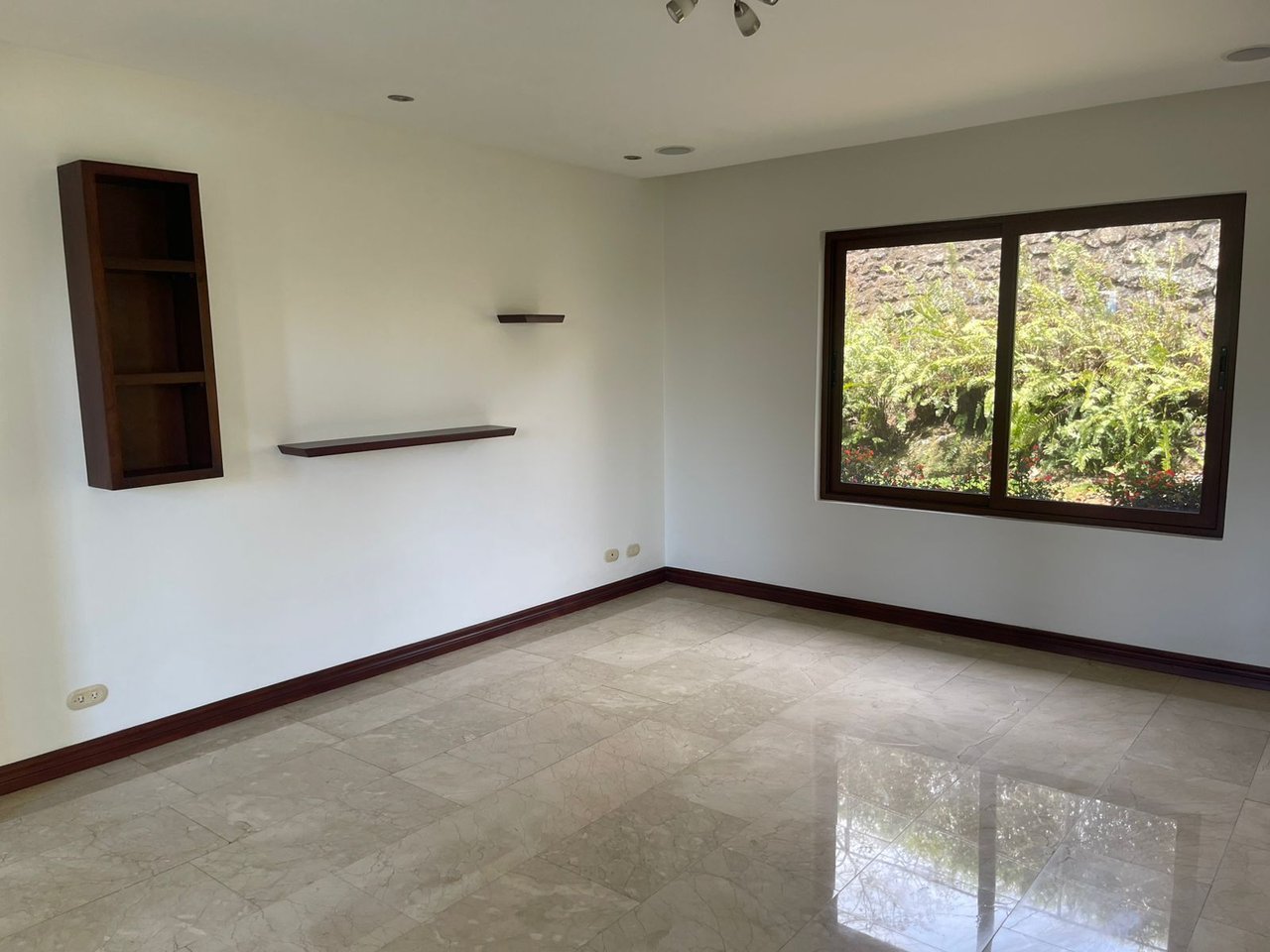 Guanacaste Tree Estate, Escazu, San Jose