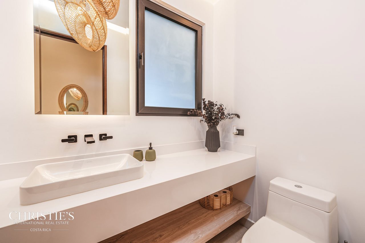 Modern Luxury Villa with Panoramic Ocean Views in Tamarindo - Villa Brisas del Mar