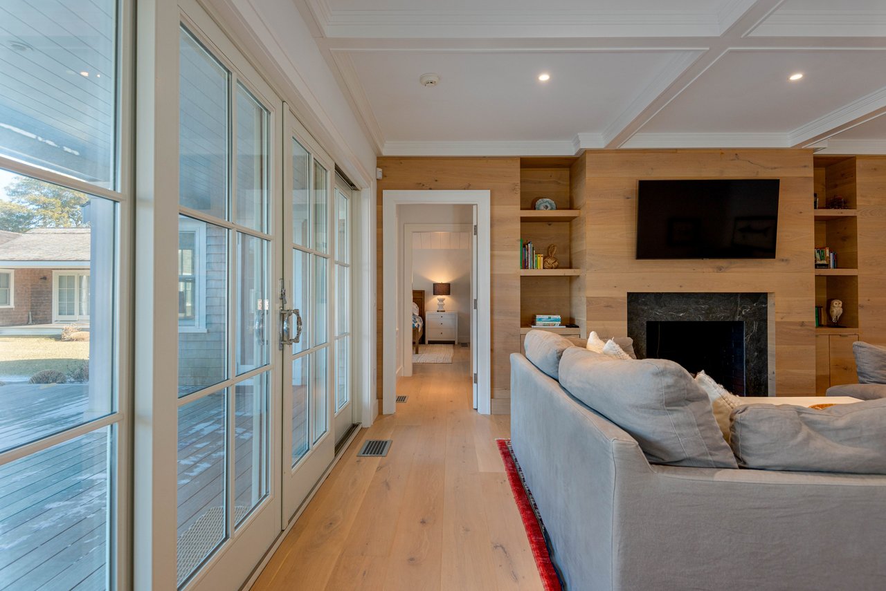 8 Masaquet Road