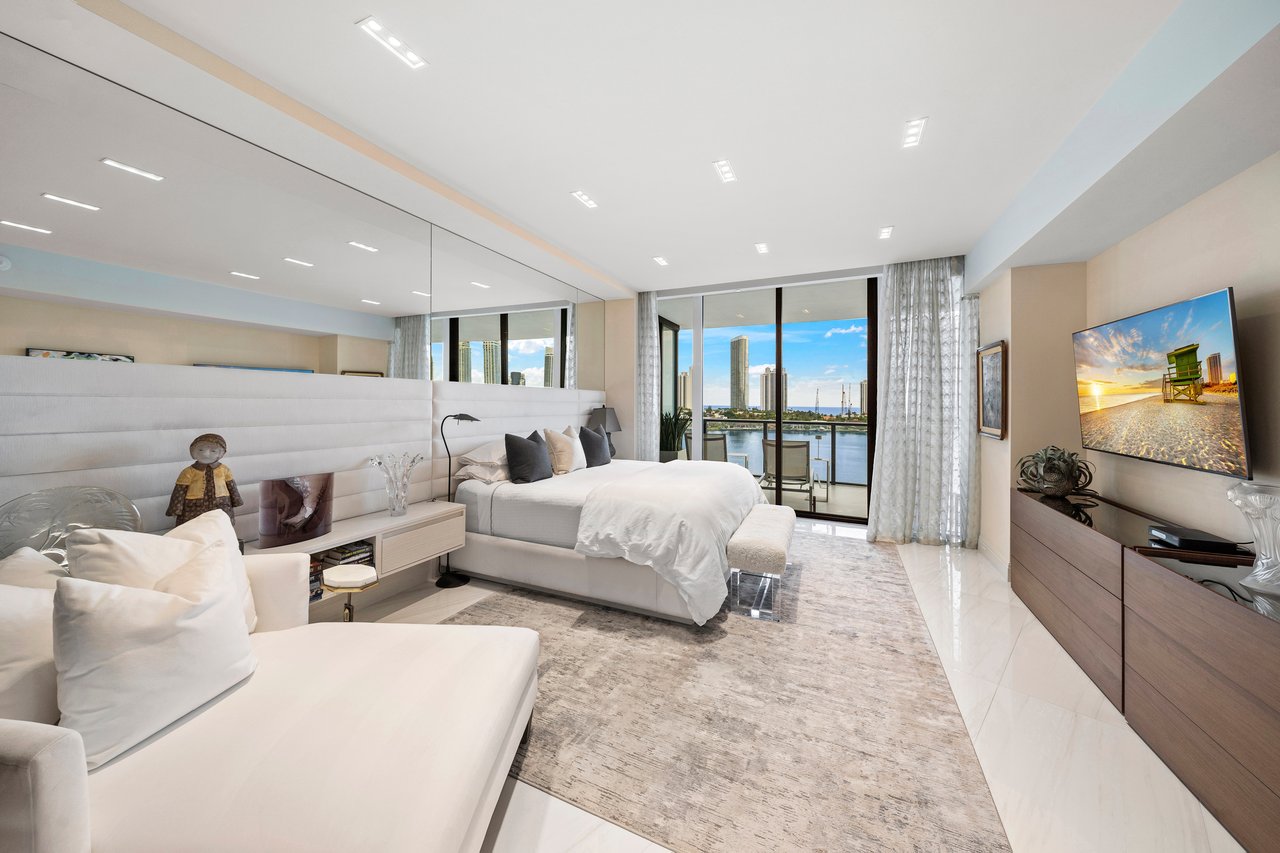5500 Island Estates Dr # 705