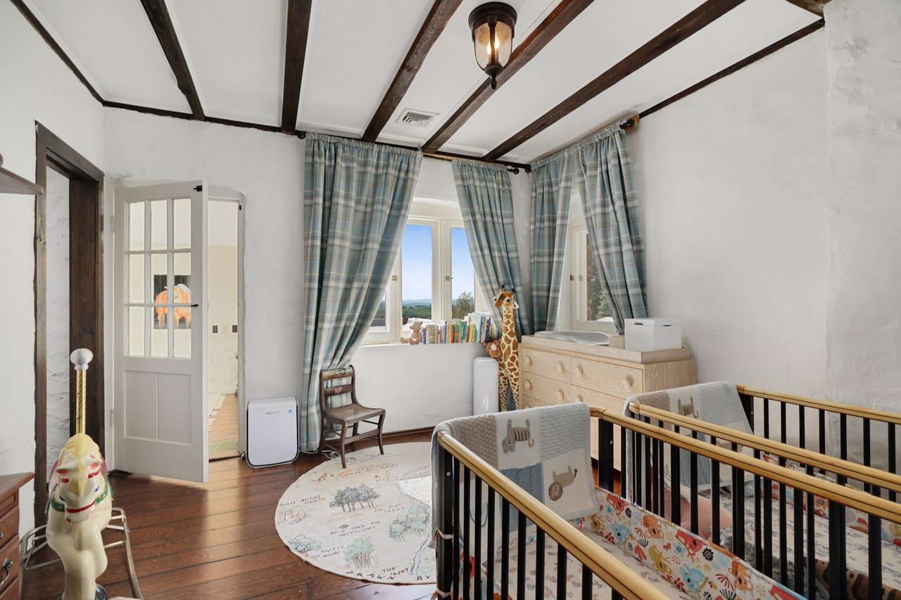 283-289 Starr Ridge Road Unit: 283-289 and 299