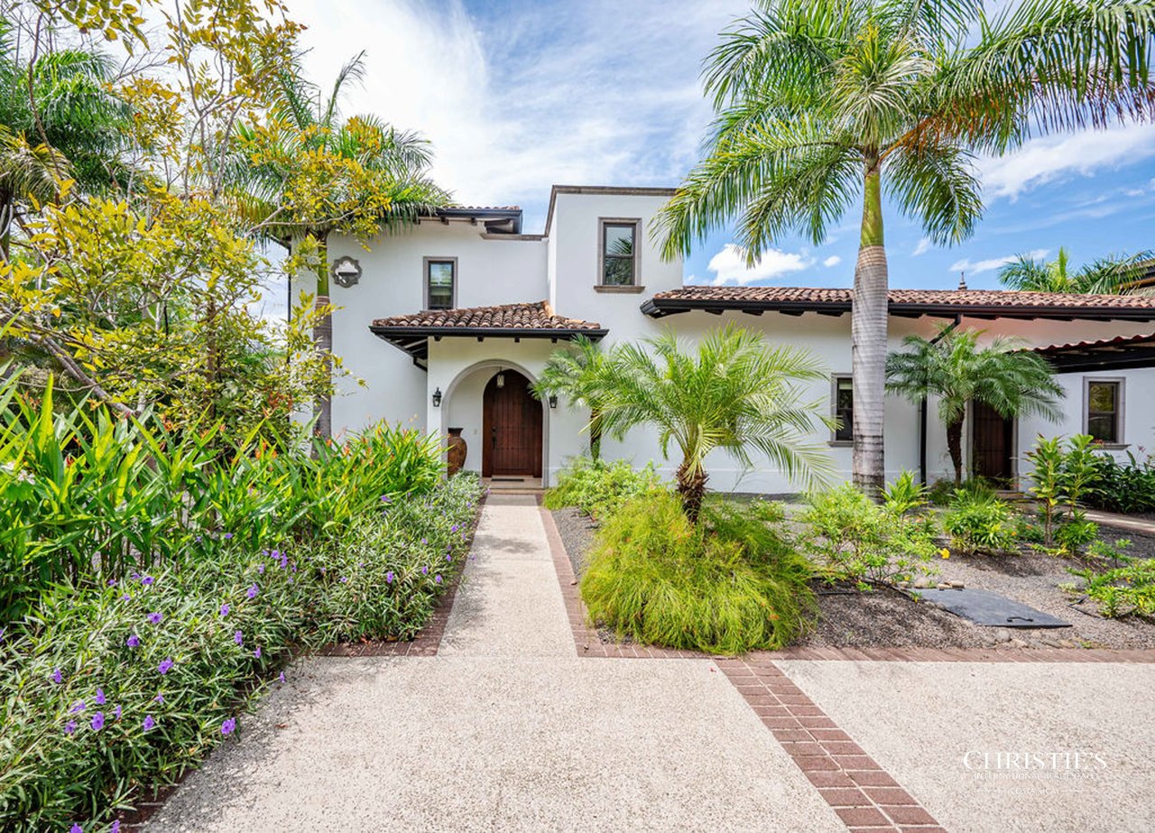 Casa Buena Vista | Timeless Elegance in Hacienda Pinilla 