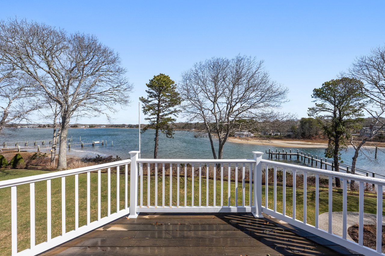 Breathtaking views over West Bay and Eel River