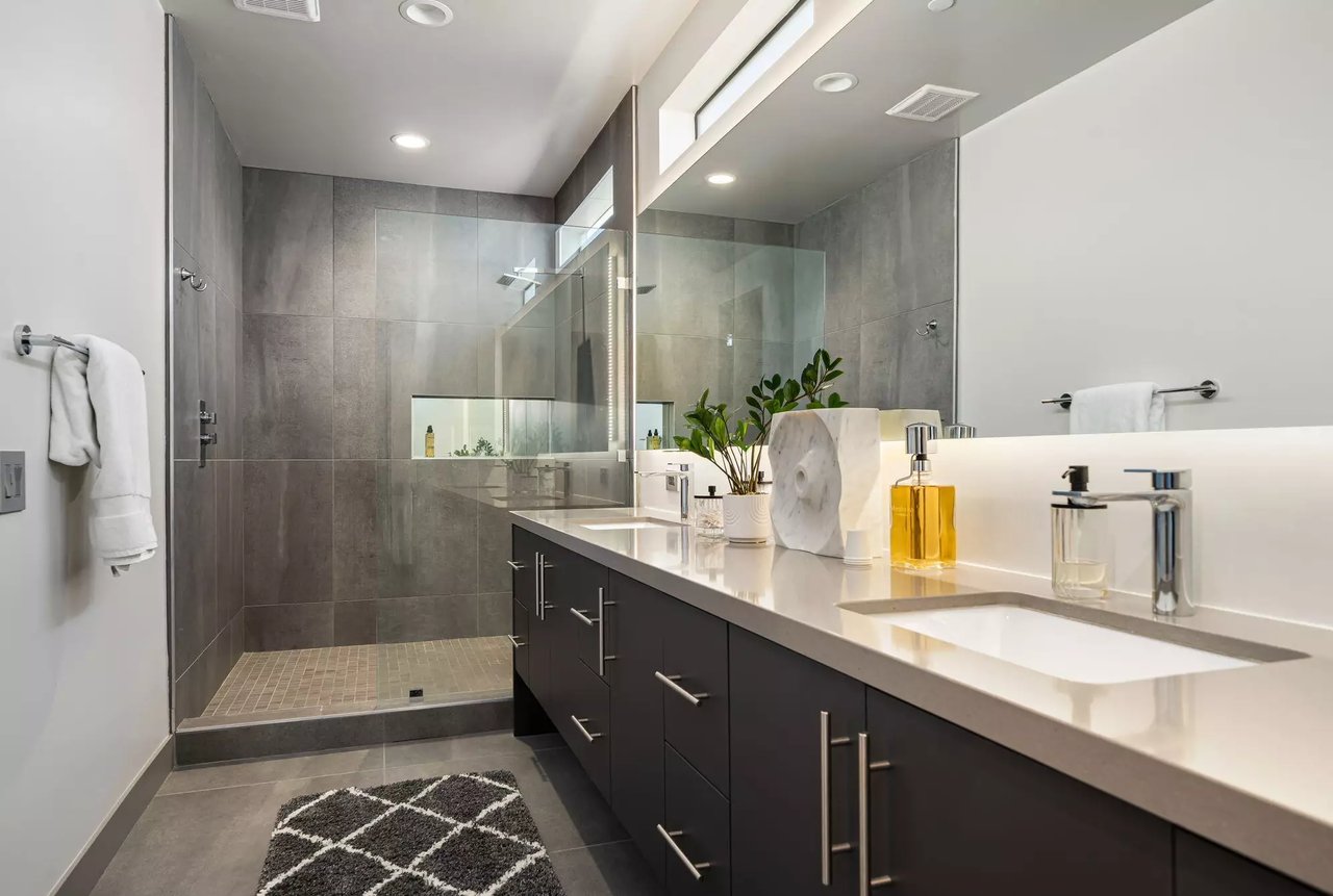 281 S Hermosa Drive 