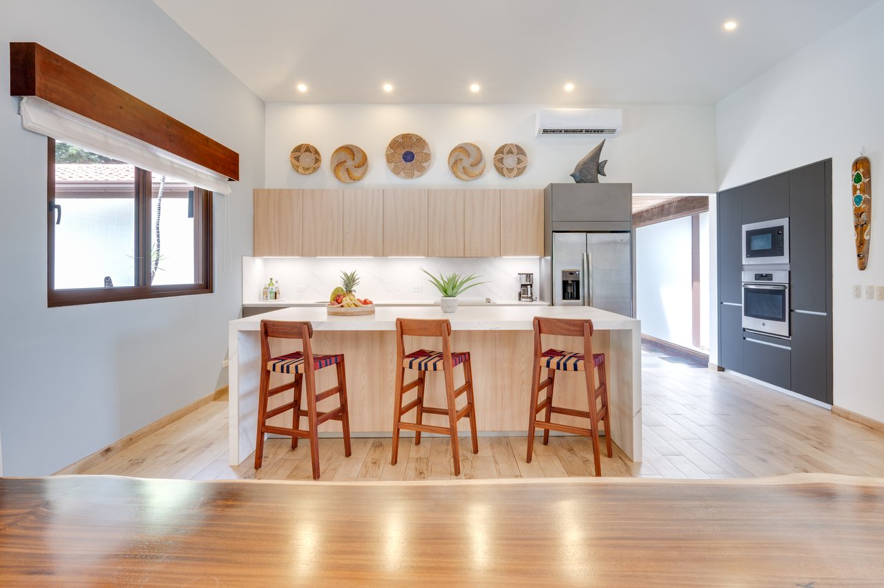 Casa Pachote | Exquisite 4-Bedroom Luxury Home in Hacienda Pinilla’s Reserva de Golf