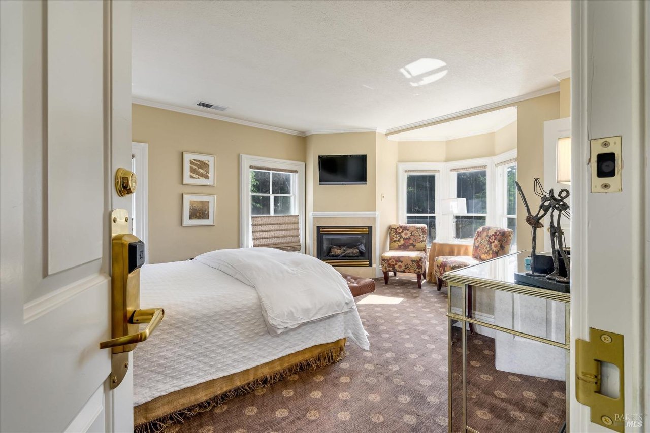 1139 Lincoln Ave, Calistoga