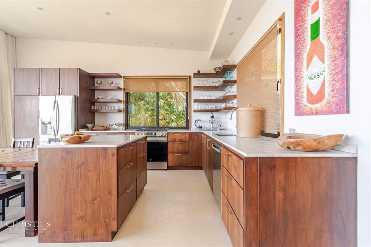 High Enough – Ocean and Jungle View Fourplex 