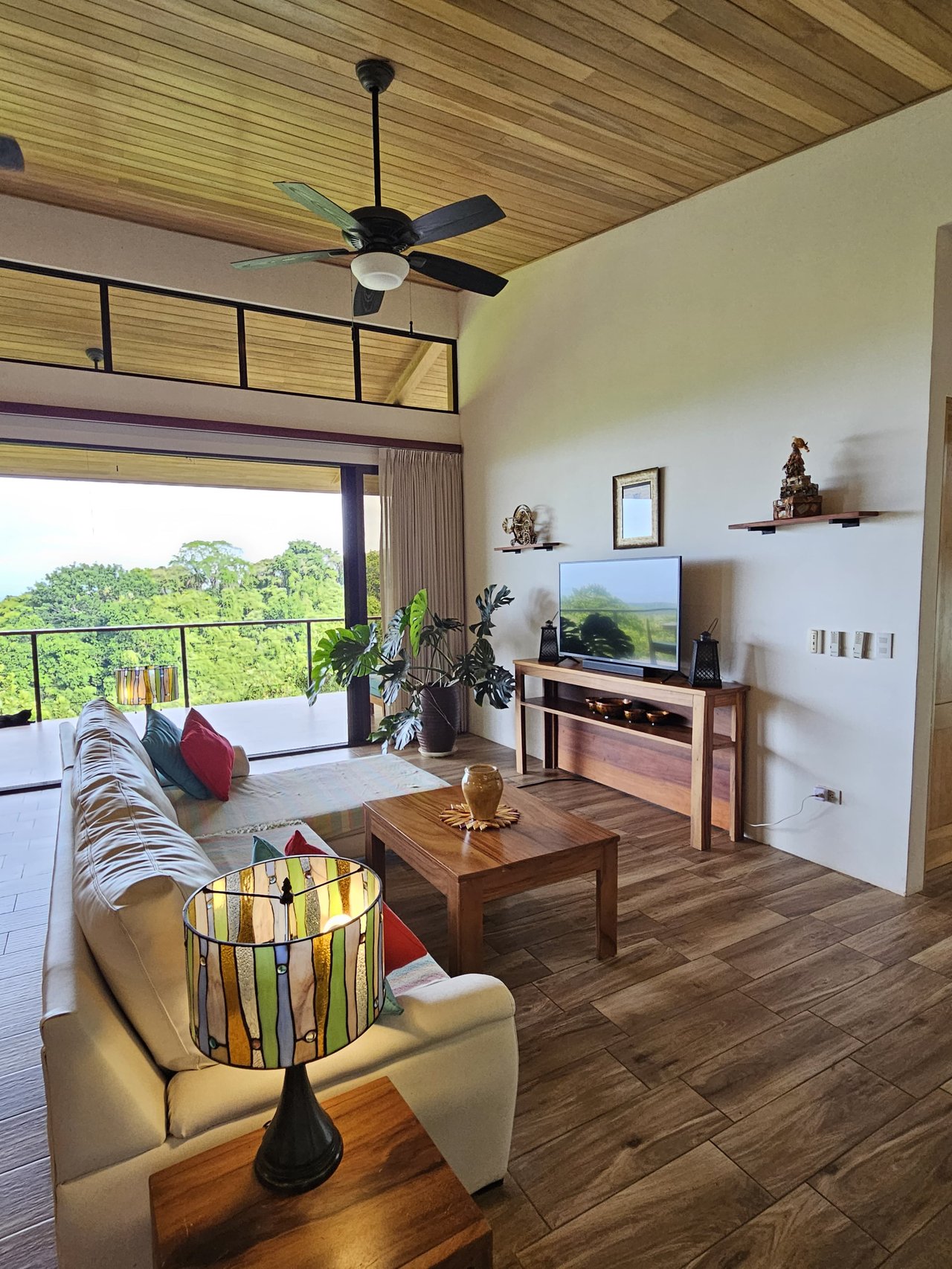 Beautiful sea view House Guesthouse and Pool in a gated Community close to awesome Beaches