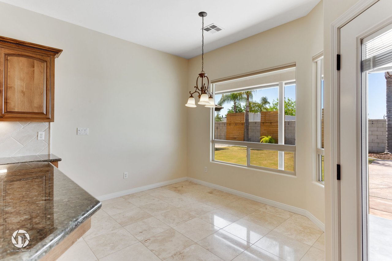 14201 Santa Fe Ct