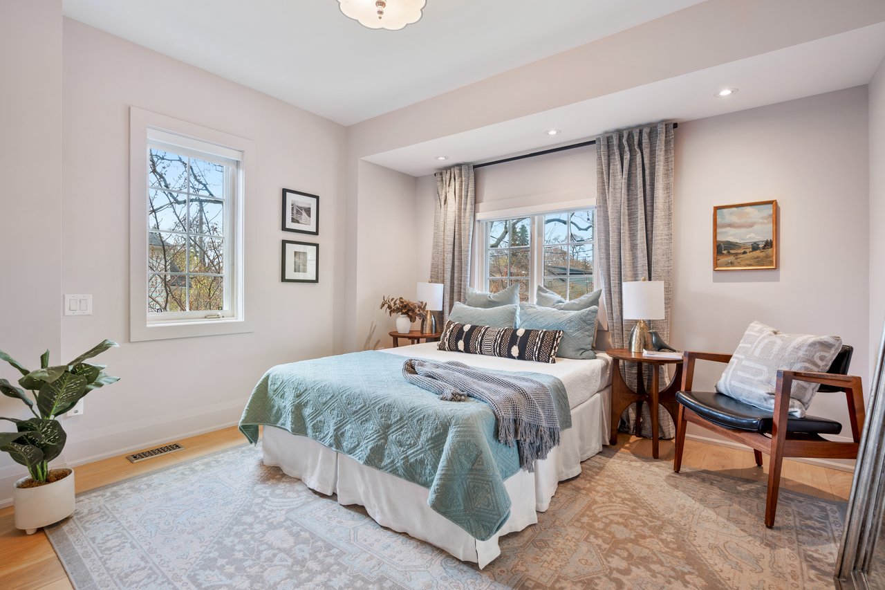 27 Bracken Ave