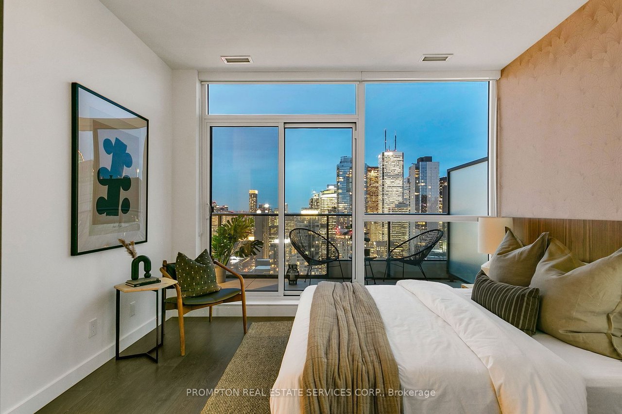 LUXURY PENTHOUSE ON WIDMER