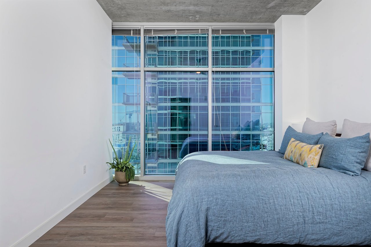 Just Listed: Glass House Condo with Stunning Mountain Views