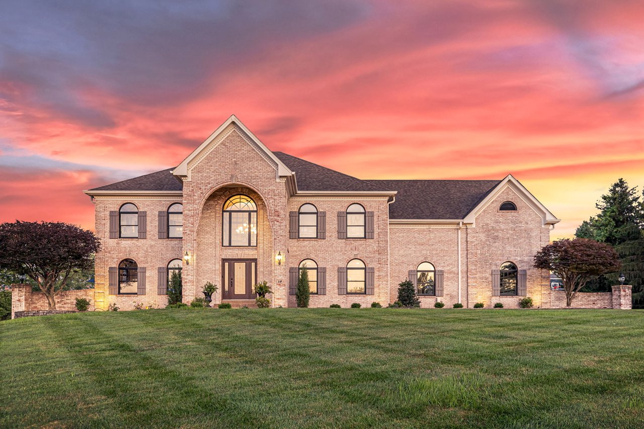 32 Rathfarnum Lane