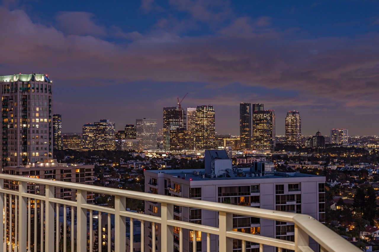 10727 Wilshire Blvd Unit: 1805, Wilshire Corridor