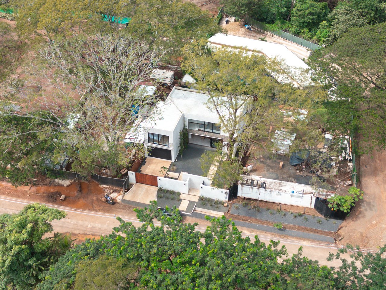 Casa Ko | Tropical Modern 4BR Retreat in Tamarindo with Exclusive Beach Club Membership
