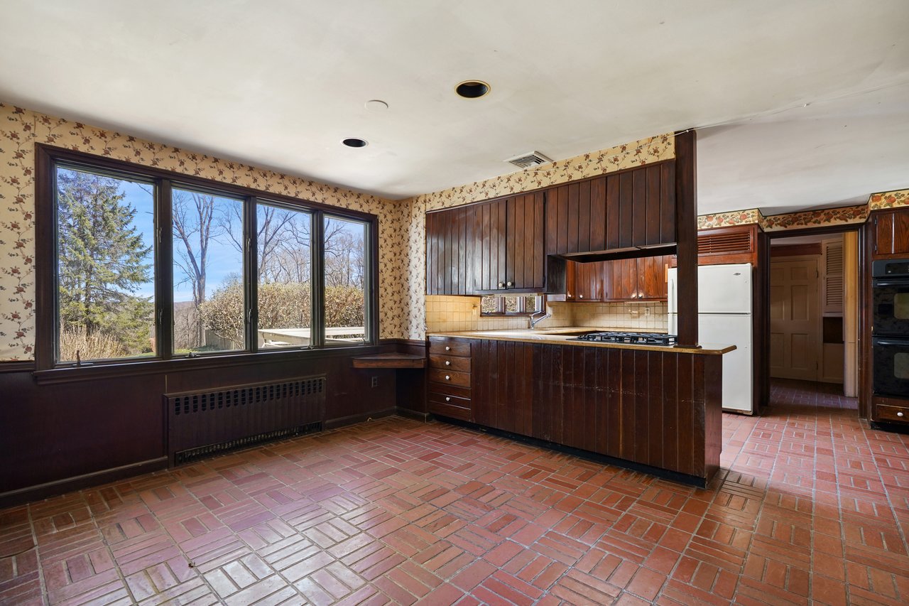 220 Middle Patent Road