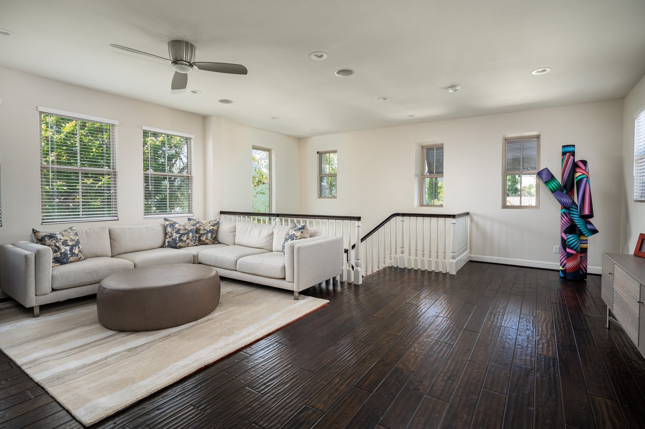 MODERN LIVING IN MIRASOL