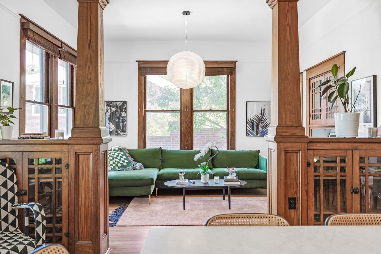 The Clarkesville Manor