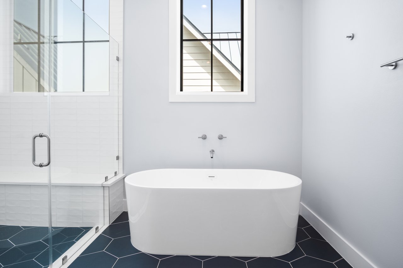 221 Teakwood Drive, Port Aransas, TX 78373