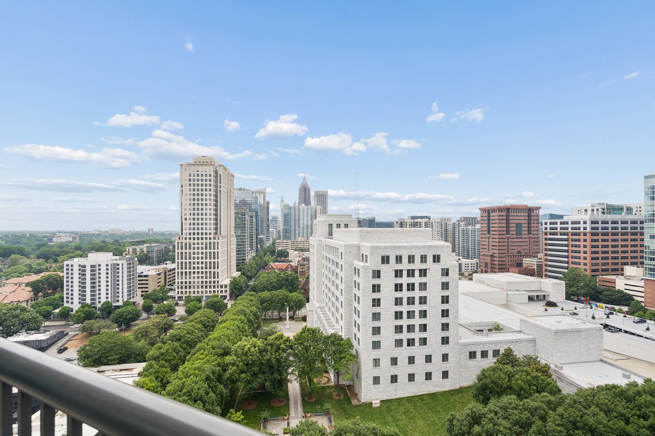 1080 Peachtree Street NE Unit 1711