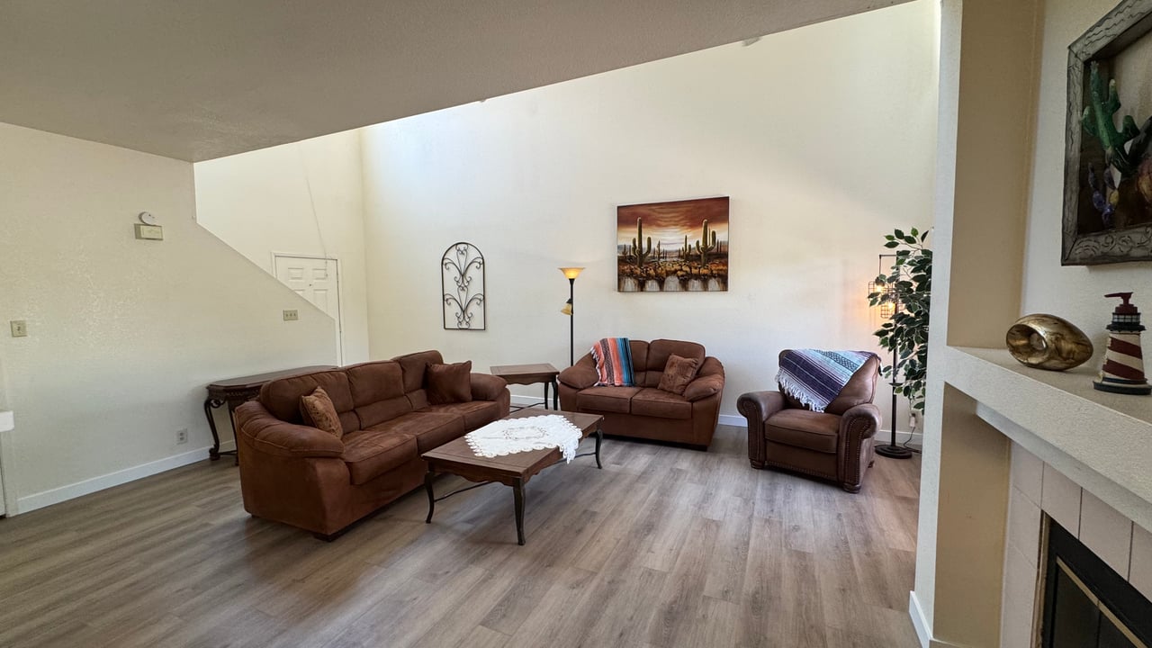 1650 Smoketree Ave S 121 (Rotary Beach/Park)