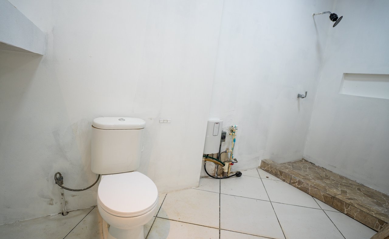 Apartments within Walking Distance to the Beach In Uvita – 0.21 Acres