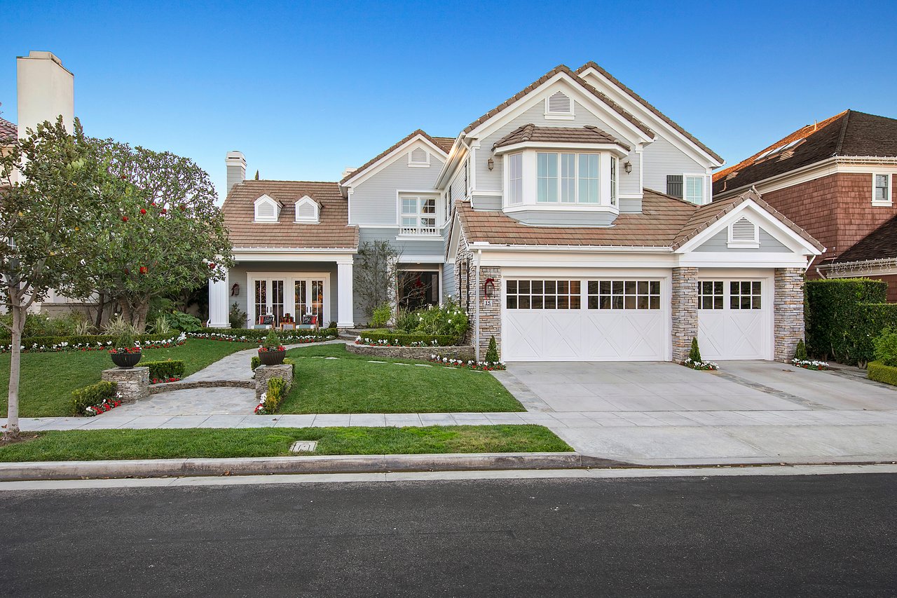 15 Gleneagles Drive