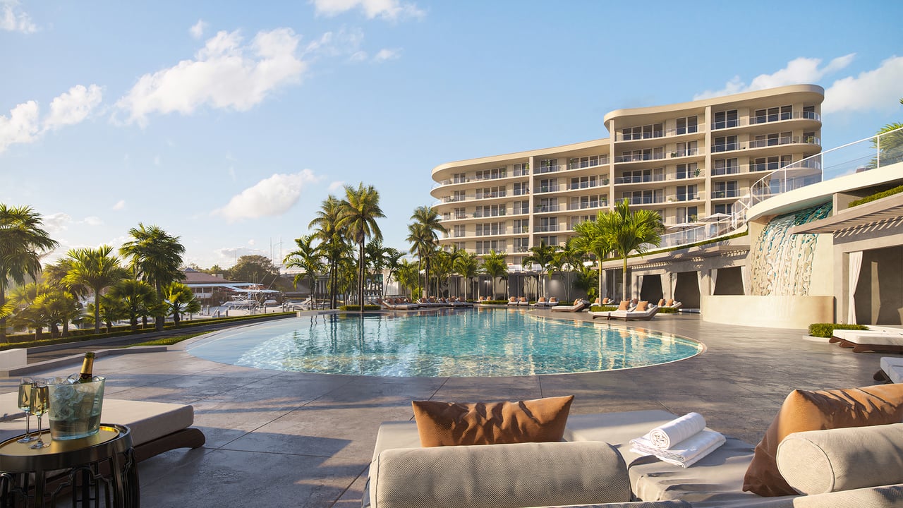 The Ritz-Carlton Palm Beach swimming pool 