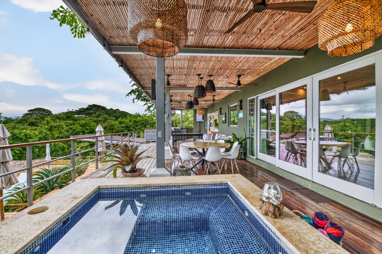 Casa Pochote | Artisan Luxury Villa in Tamarindo | Pool, Jacuzzi & Langosta Beach Club Membership Included