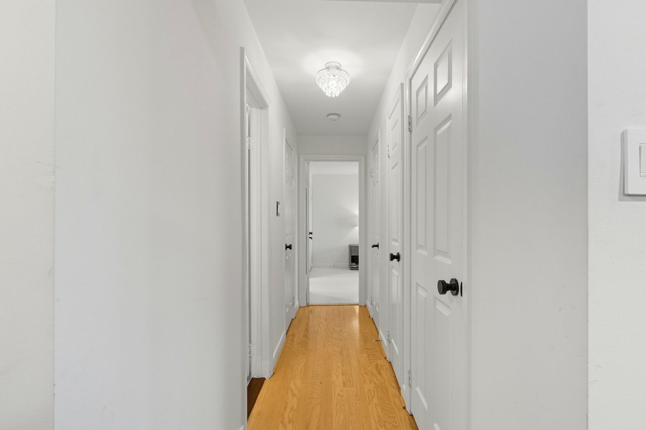 Luxury Turnkey Furnished Condo