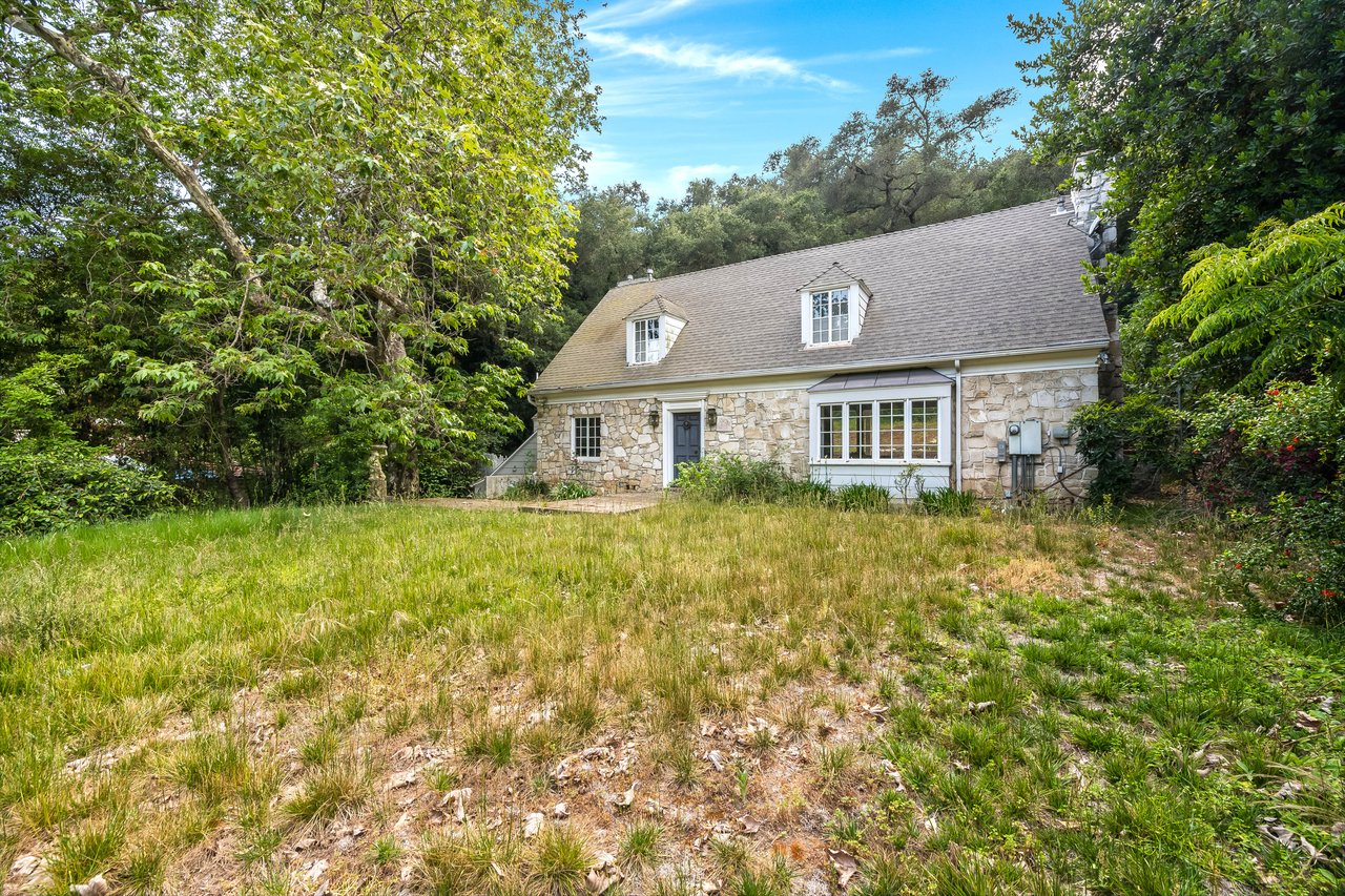 1495 Stone Canyon Rd