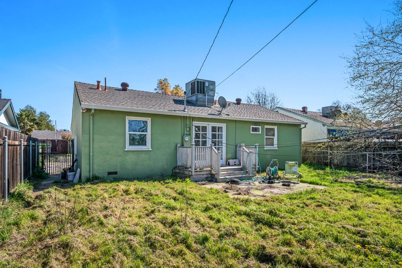 428 Chaparral Way