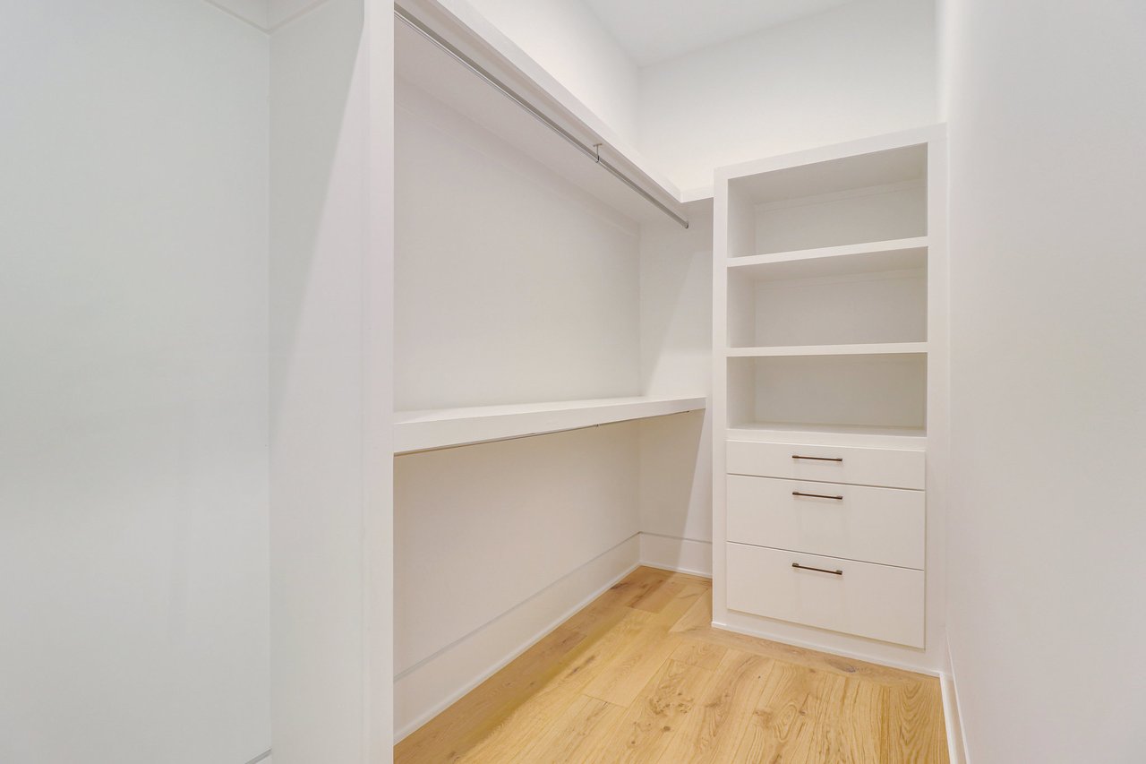 	  	1138 Basil Rd, Mclean, VA 22101