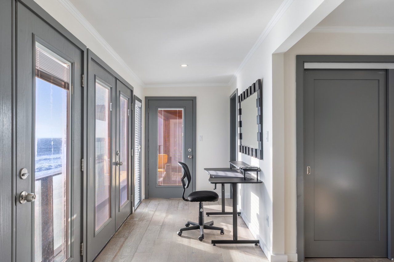 Pacific Retreat 🌊