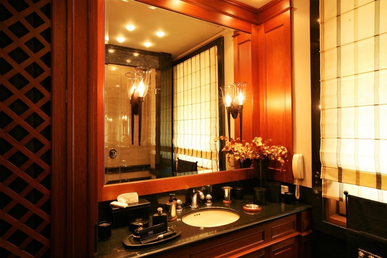 Special Luxury Condo with Sea Views in Athens