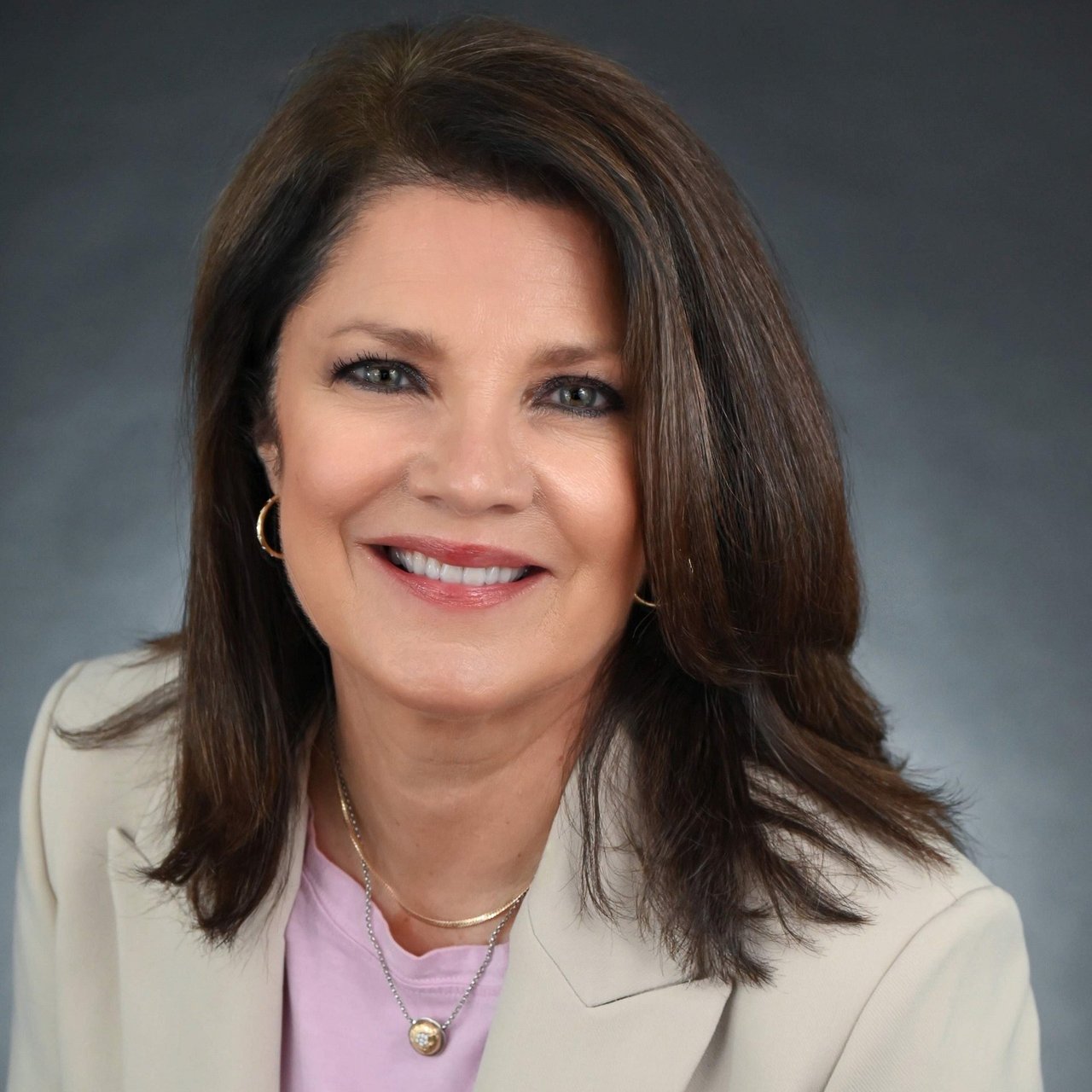 Romy Morgan Memphis, TN Real Estate Agent Headshot
