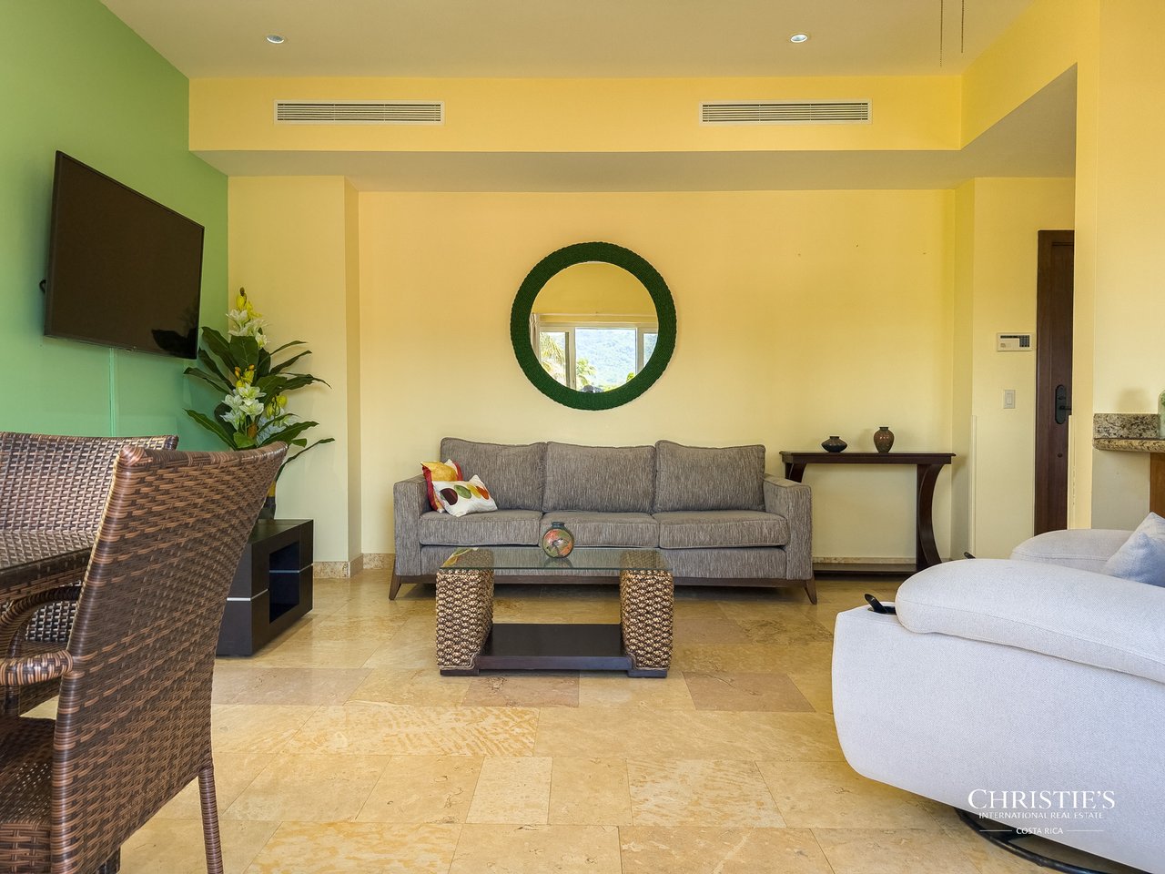 Acqua | Exclusive Oceanfront Living in Jacó