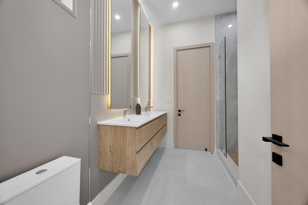 JUST LISTED: Modern Luxury Estate at 11240 SW 95th Street