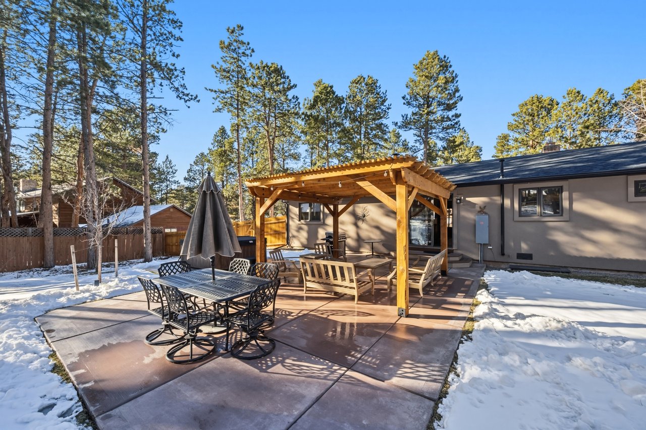 607 W Lovell Gulch Road