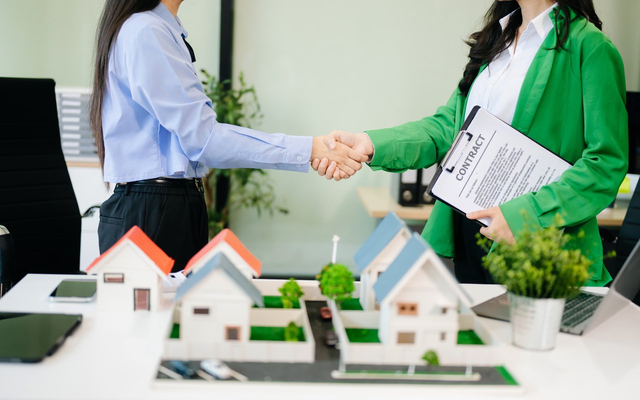 What Happens Between Accepting an Offer and Closing Day?