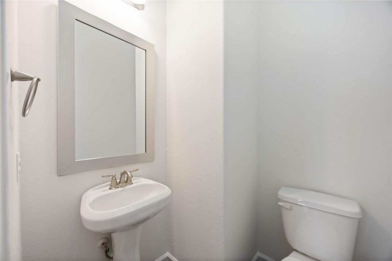 4012 Centre Valley Ln Houston, TX 77043