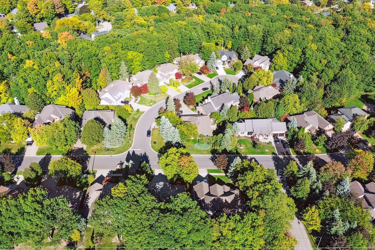 A Lifestyle Retreat in Prestigious Tyandaga Woods