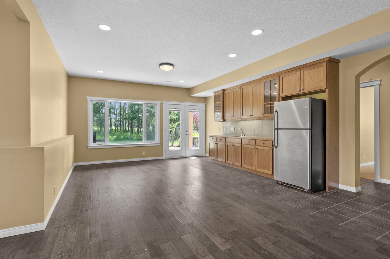 107 North Valley Bay