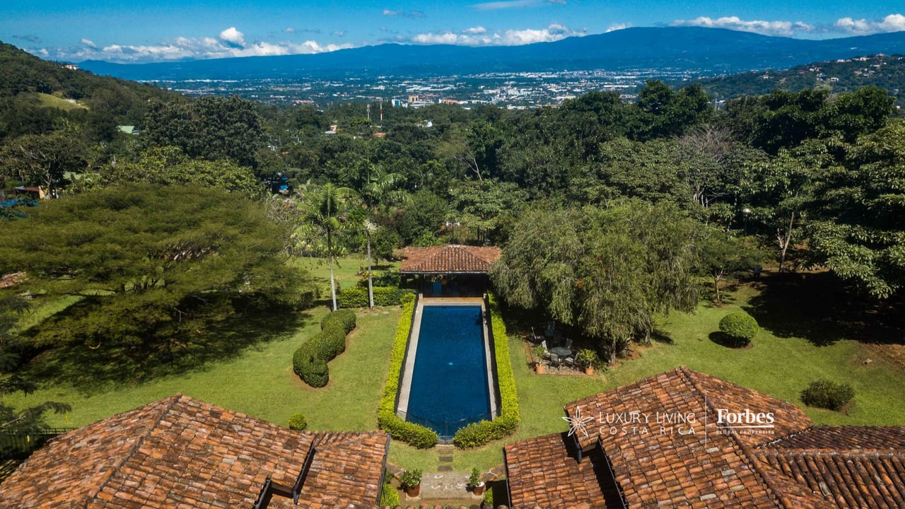 19759 - Luxury Hacienda Estate for Sale in Santa Ana | Villa Artesana